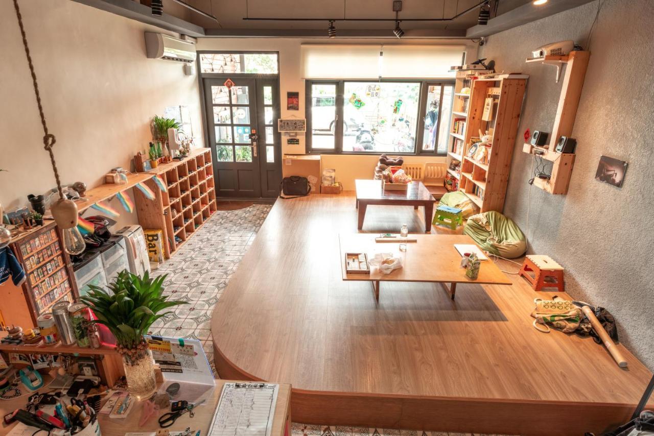 Yilan Inspiration Vandrarhem Luodong Exteriör bild