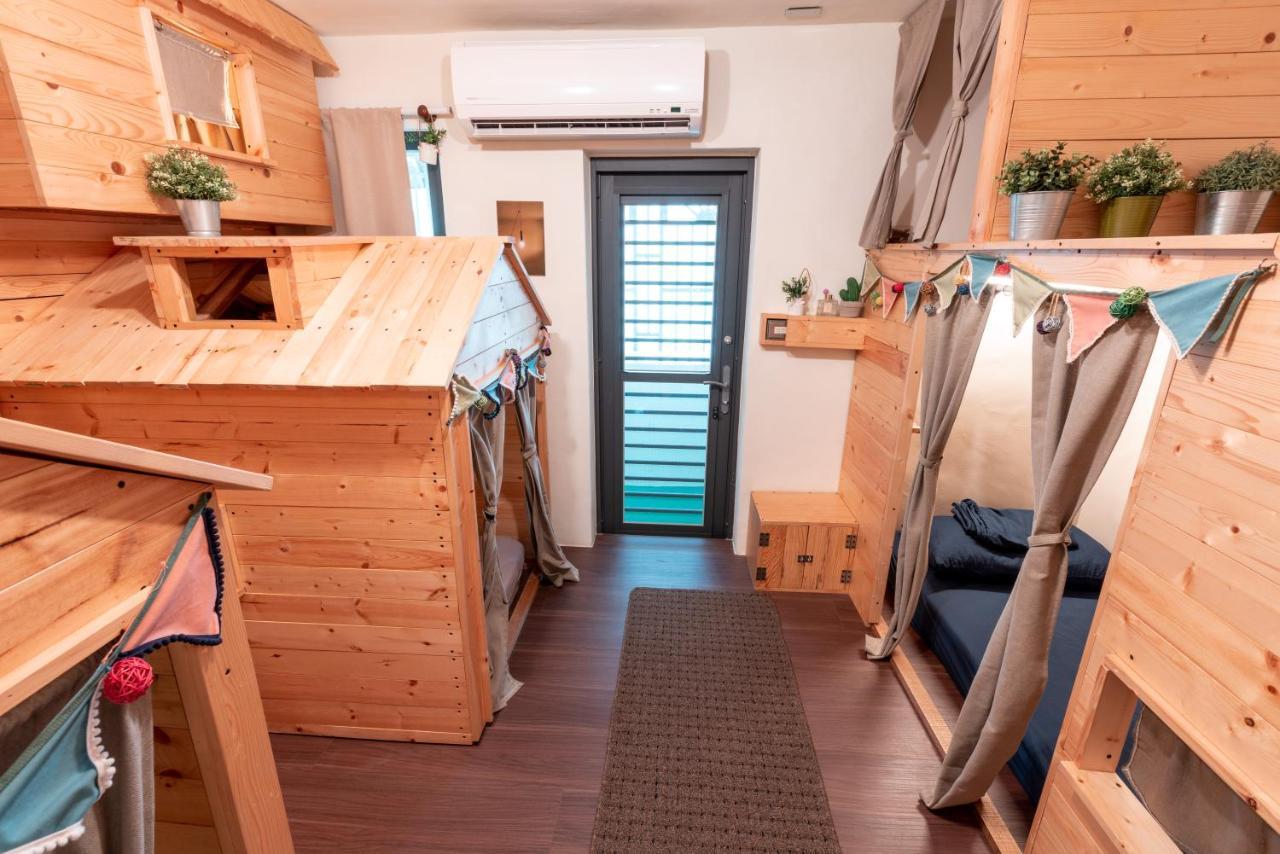 Yilan Inspiration Vandrarhem Luodong Exteriör bild